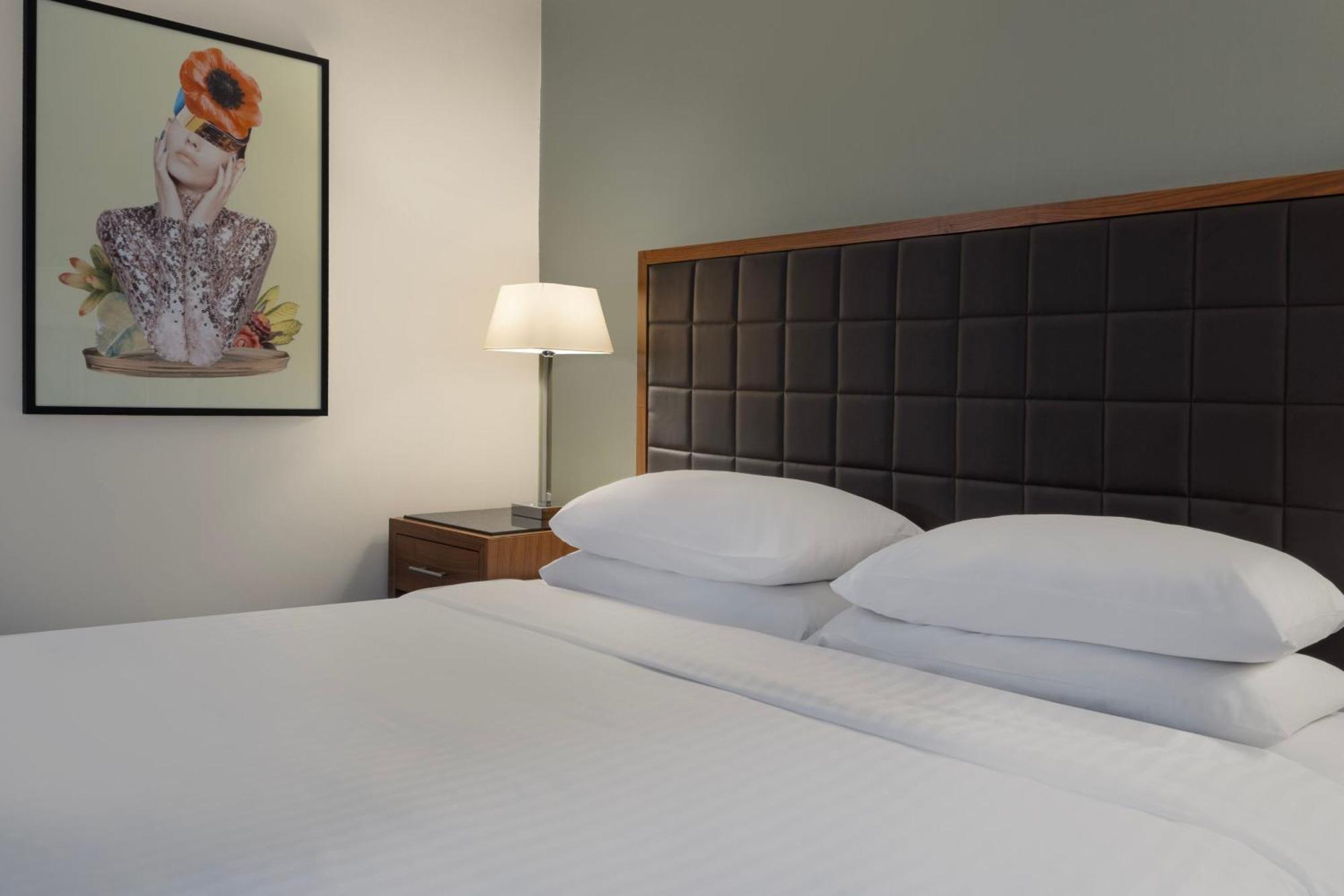 Delta Hotels By Marriott Пітерборо Номер фото