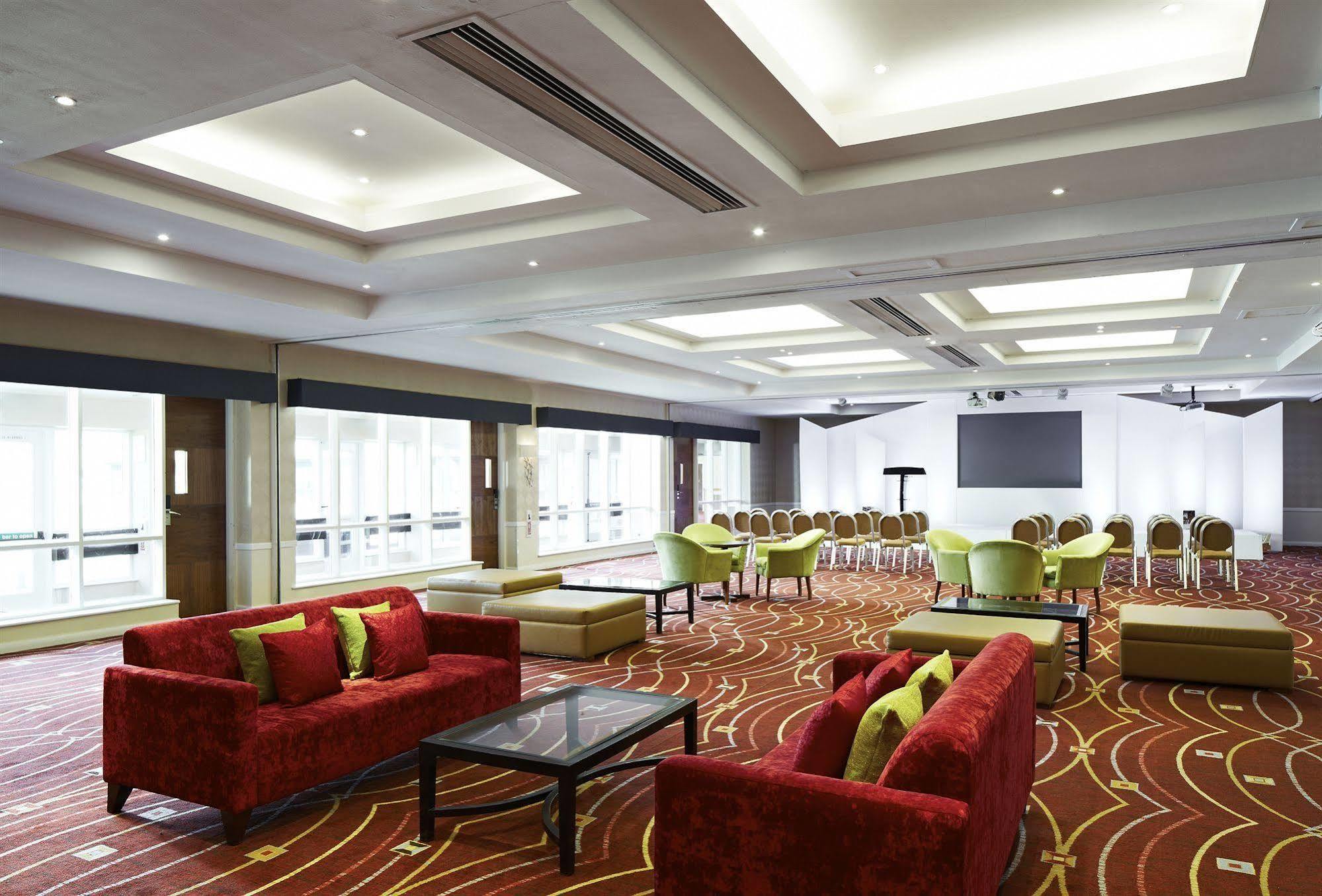 Delta Hotels By Marriott Пітерборо Екстер'єр фото